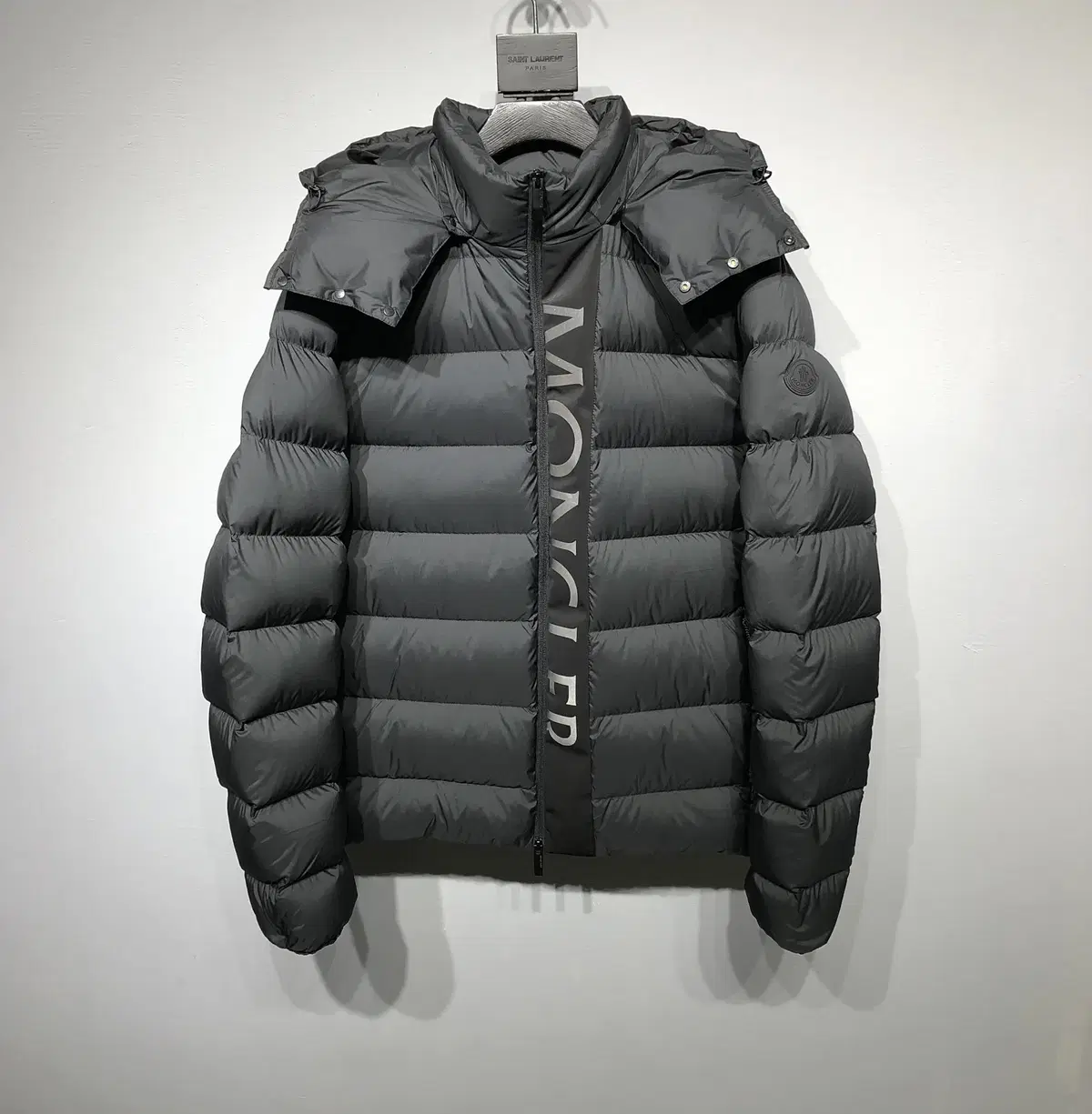 Moncler Men's Hooded down puffer jacket gray