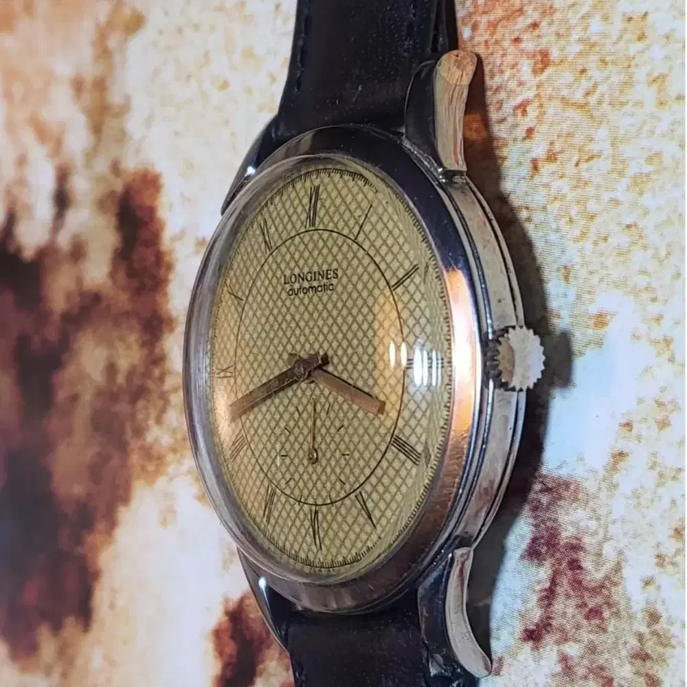 # 95 ) LONGINES  RARE VINTAGE AUTO