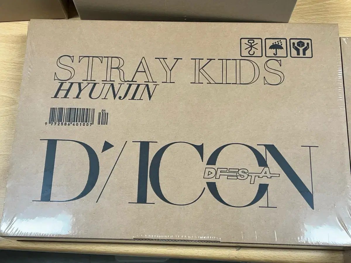 Straykids hyunjin diikon di festa