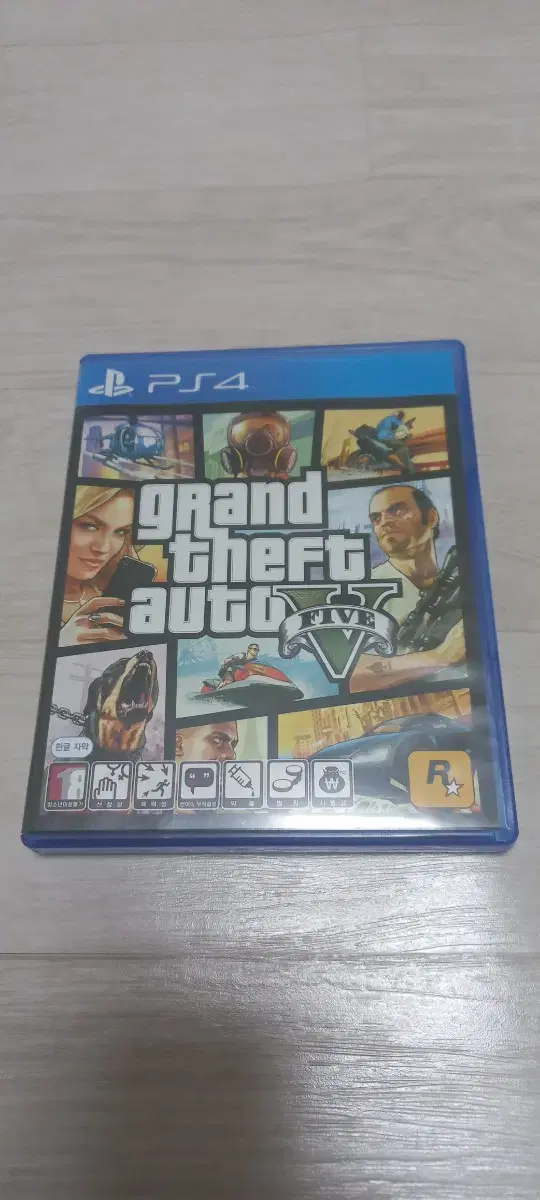 플스4 게임 GTA5 일반판 한글자막 (지도 미포함)