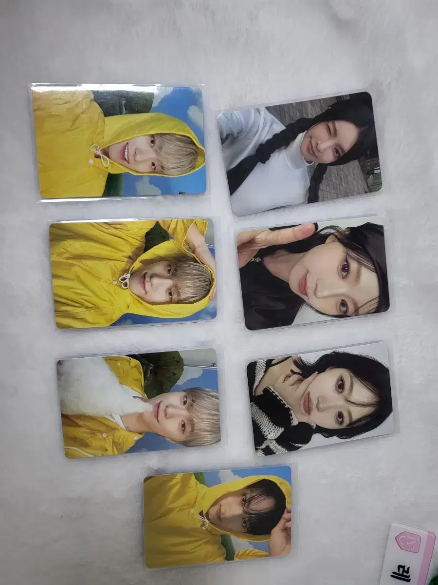 Haewon,Seventeen,Yoona Photocard Min Min,Lay photocard 구해여