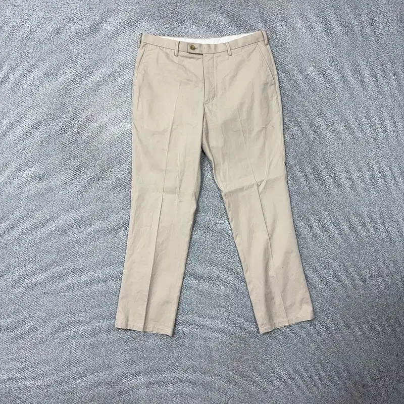 Uniqlo Men's Beige Chino Pants Cotton 33