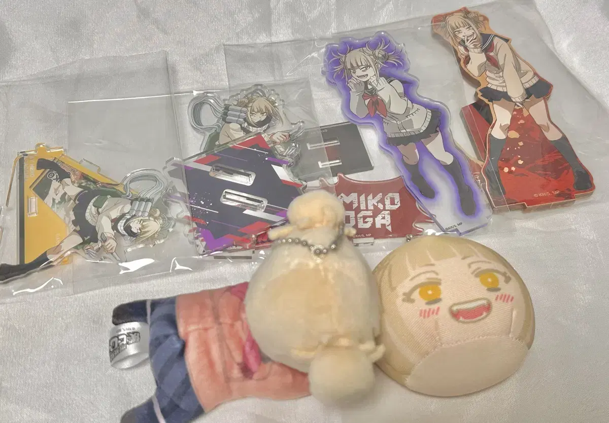 Bulk) Toga Himiko acrylic Manju Hugkara