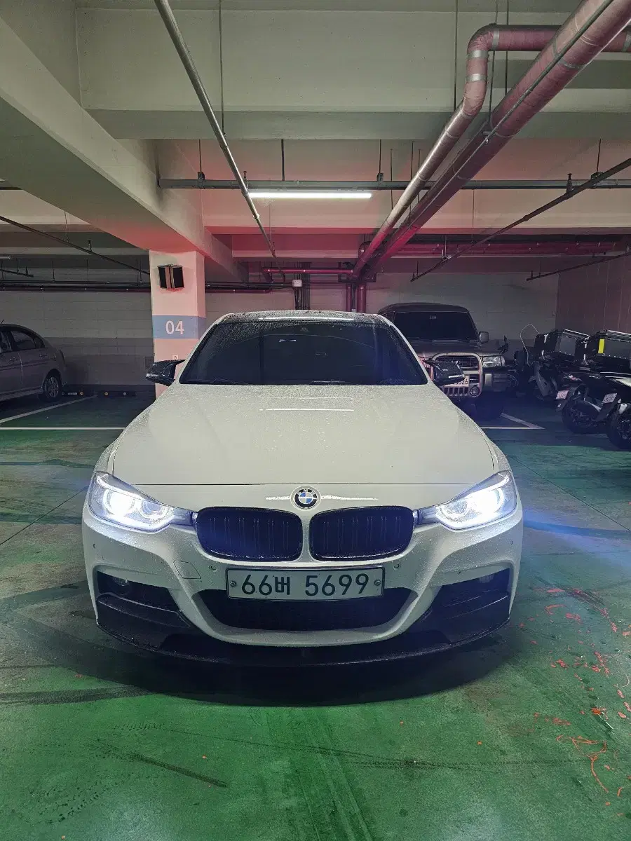 BMW320D f30 x드라이브