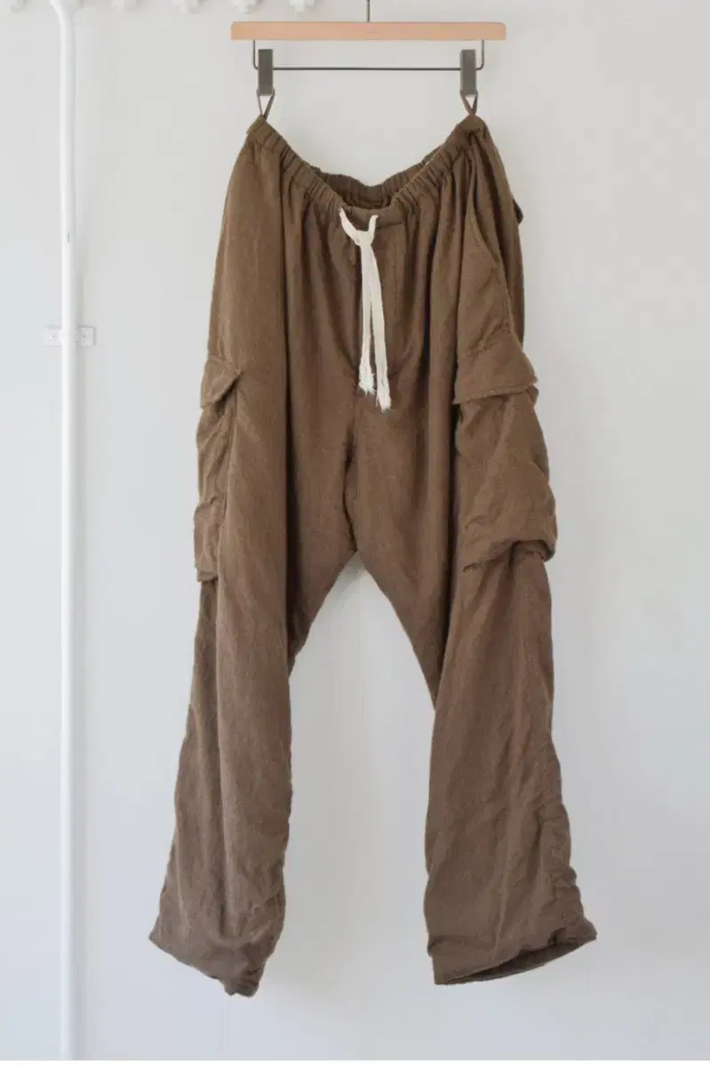 [3] Komori COMOLI 23FW Khaki Wool 6P Pants with Shrinkage