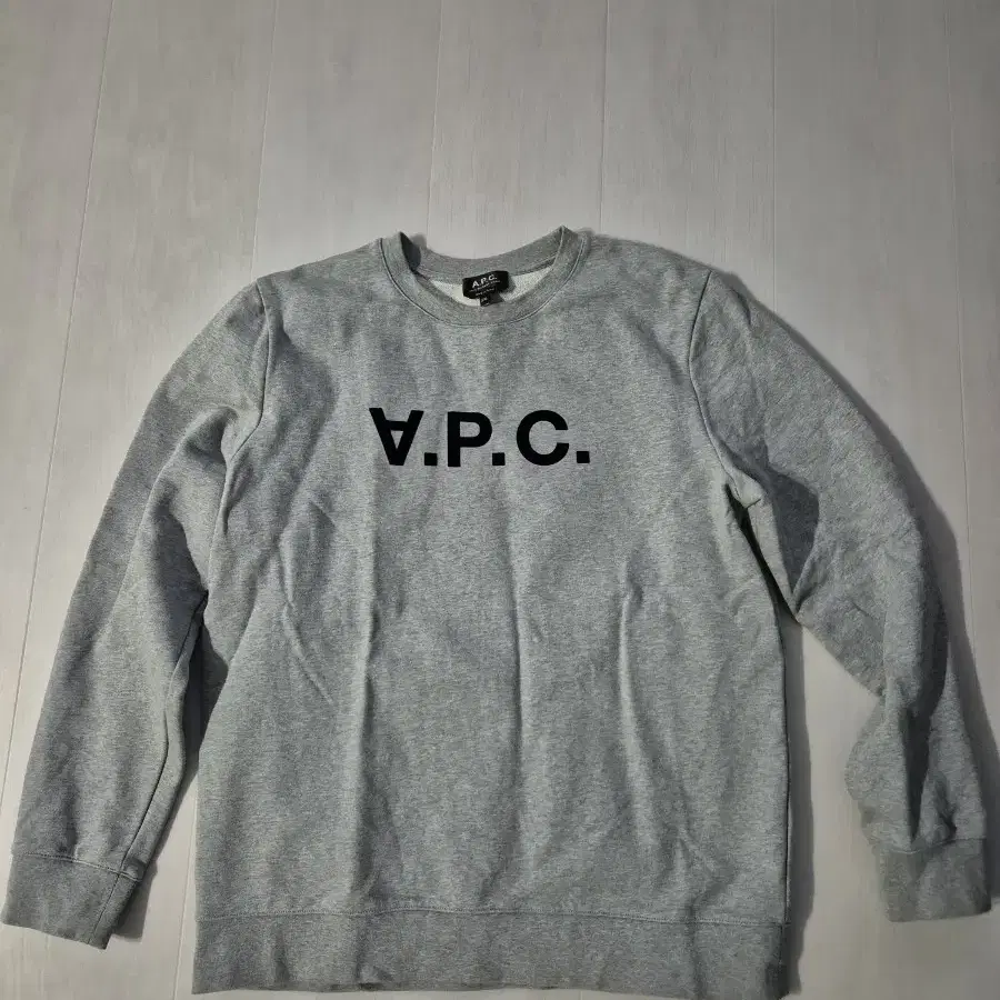 A.P.C 남자 맨투맨 XL