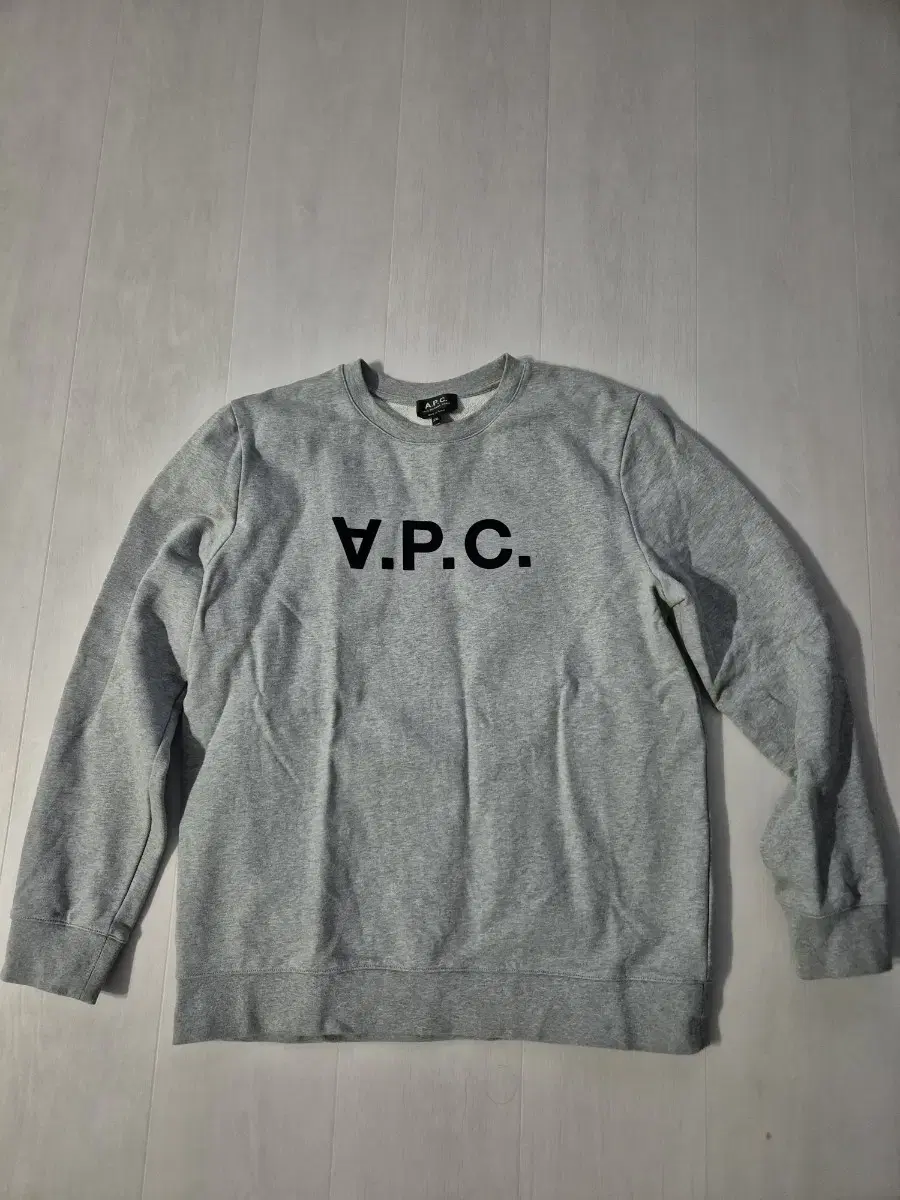 A.P.C Men's Man-to-Man XL