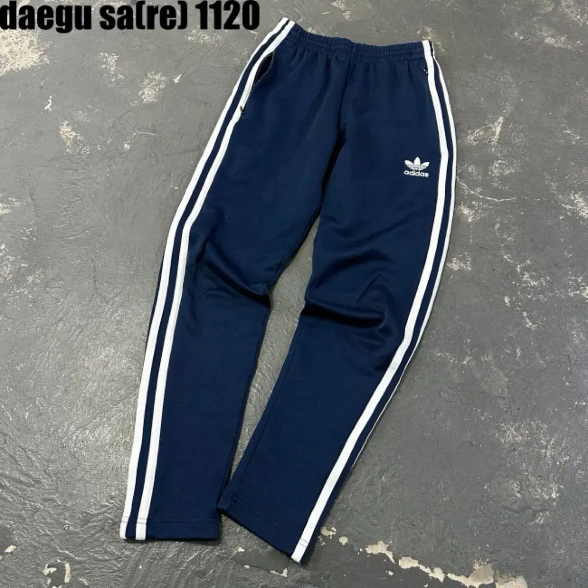 Like these Adidas running pants (M-L are cute).