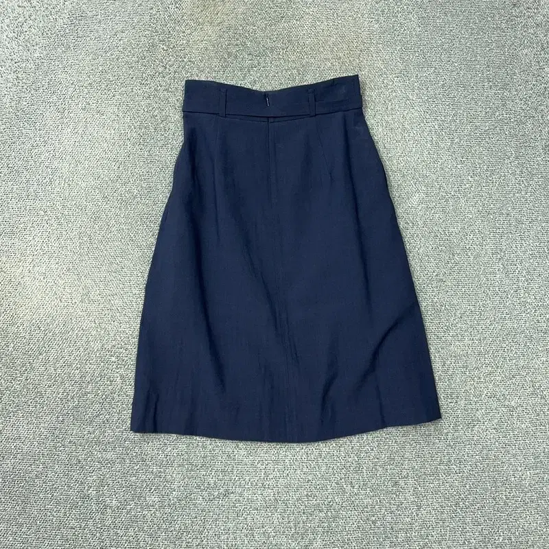 [New] LINE Navy skirt 55