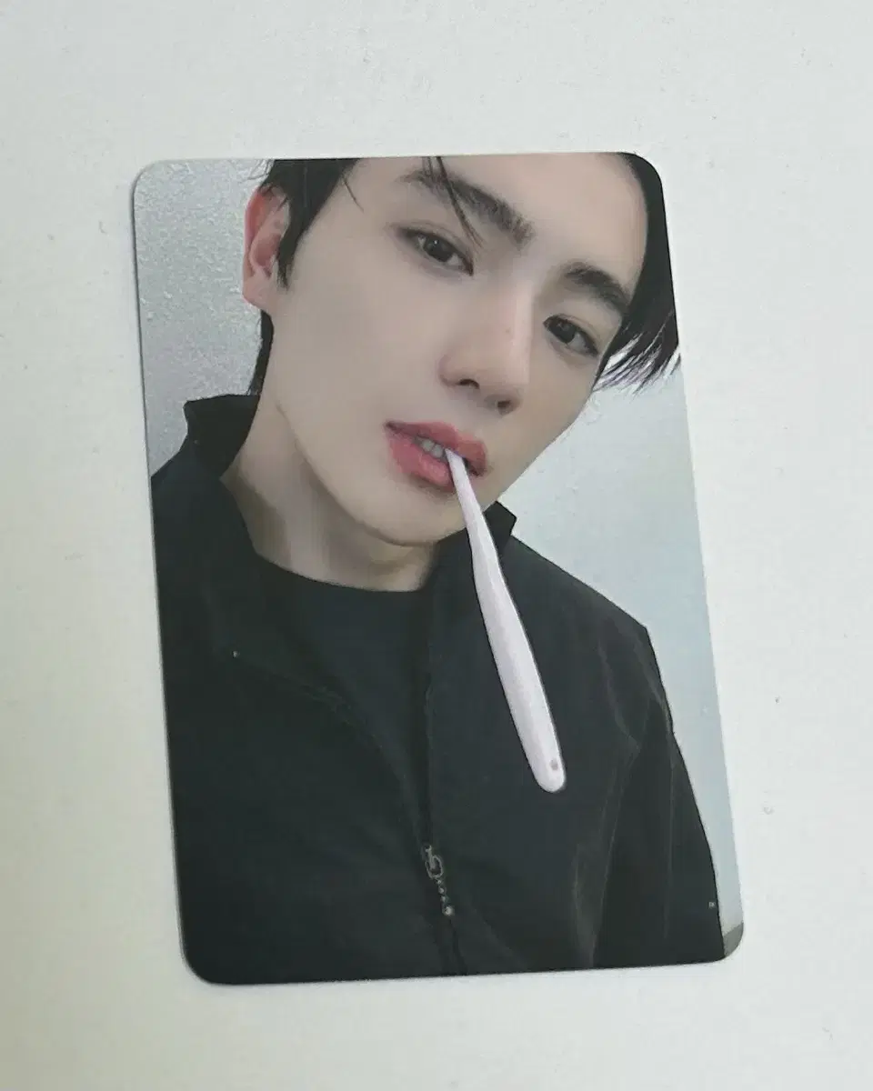 The Boyz Hello Live hyunjae Toothbrush photocard photocard unreleased photocard