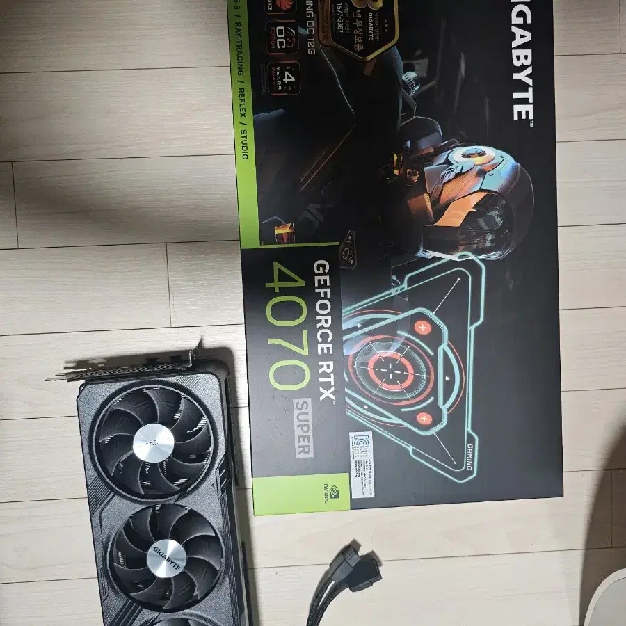 rtx4070 super gaming OC 겜오씨