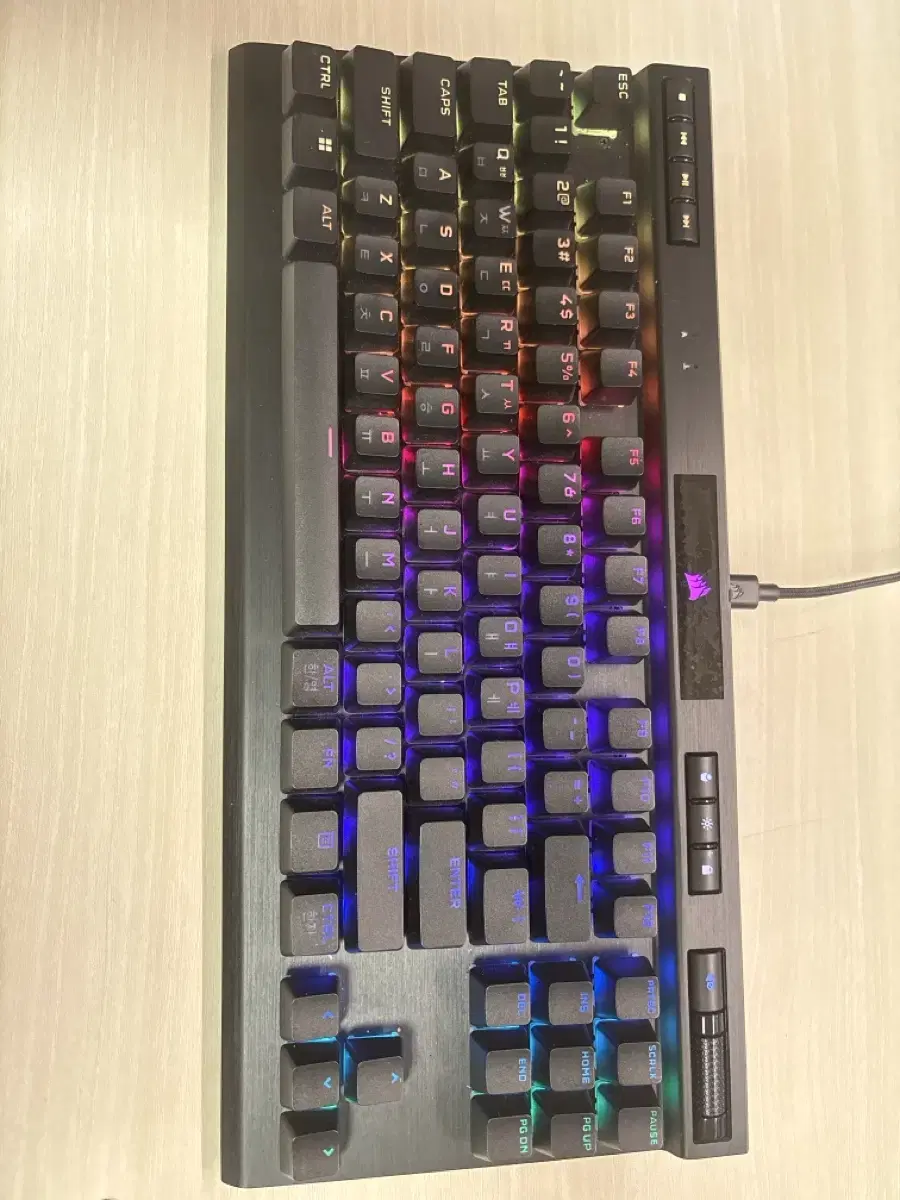 커세어 k70 tkl (적축)