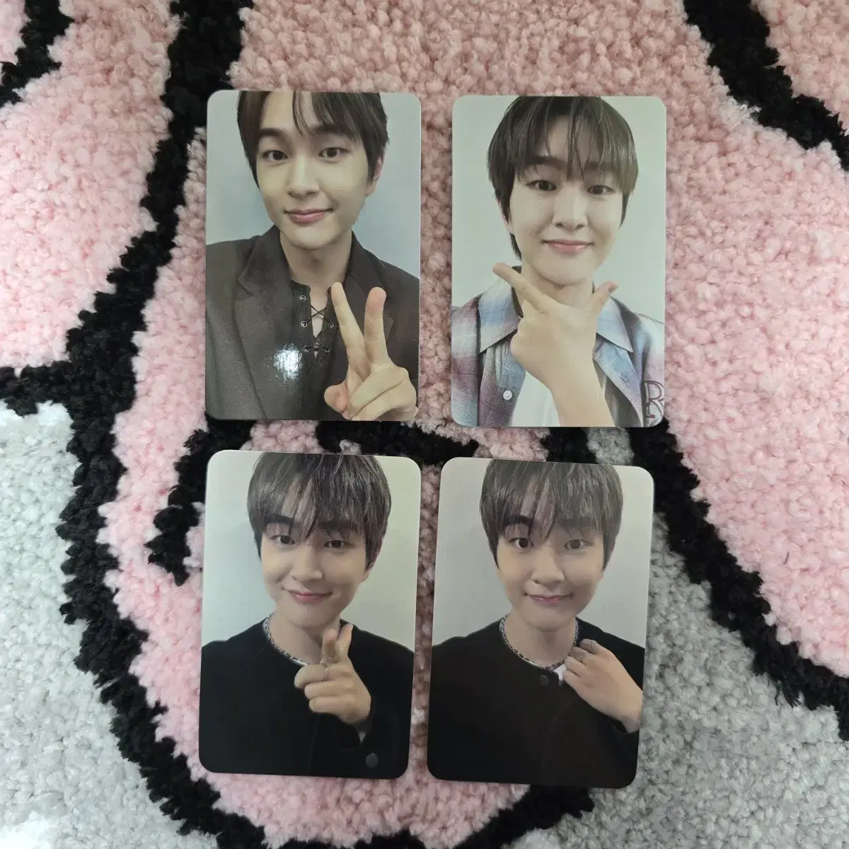 Ones fansign unreleased photocard 0.5 each