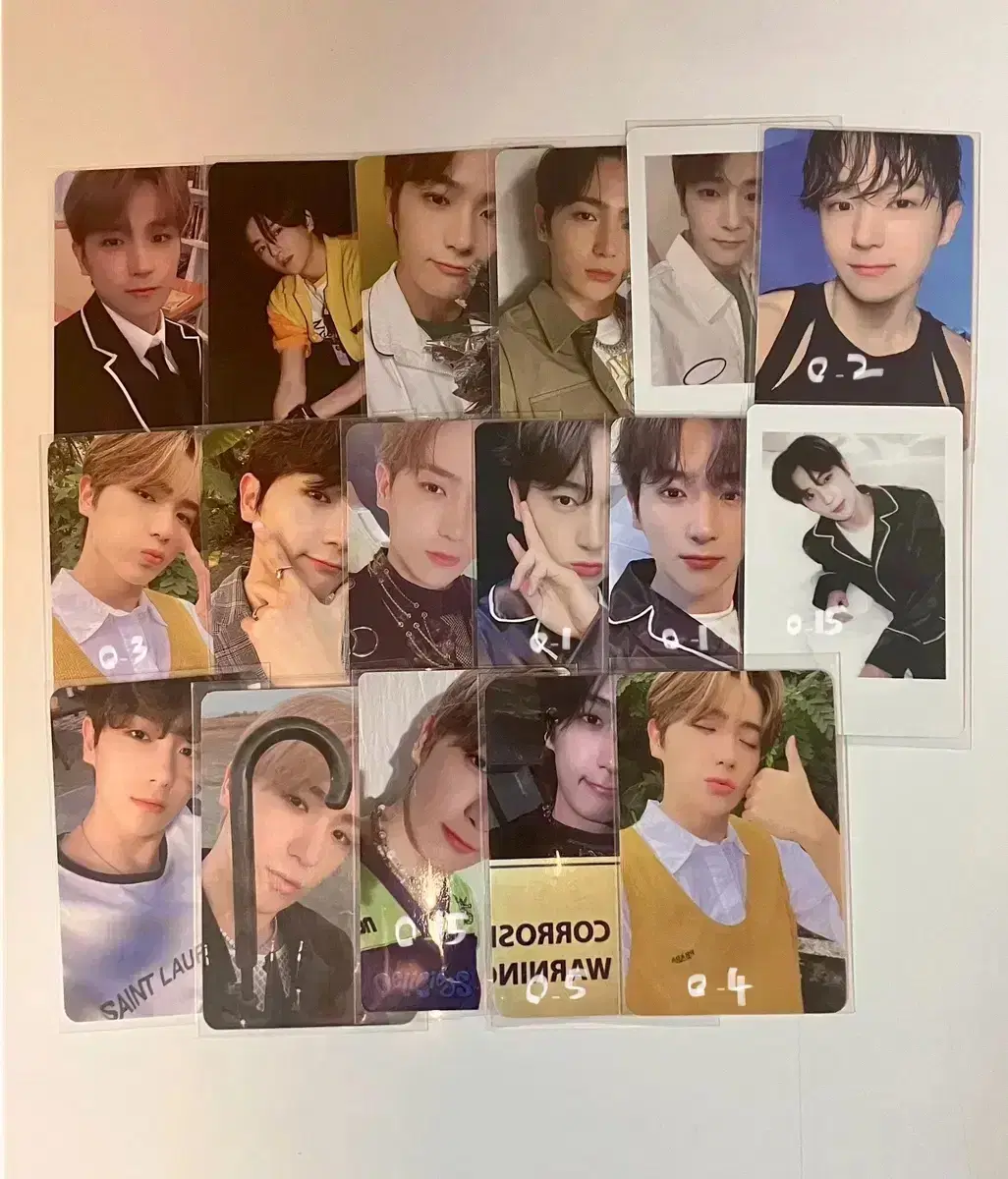 Quick sale)더보이즈 hyunjae photocard bulk wts