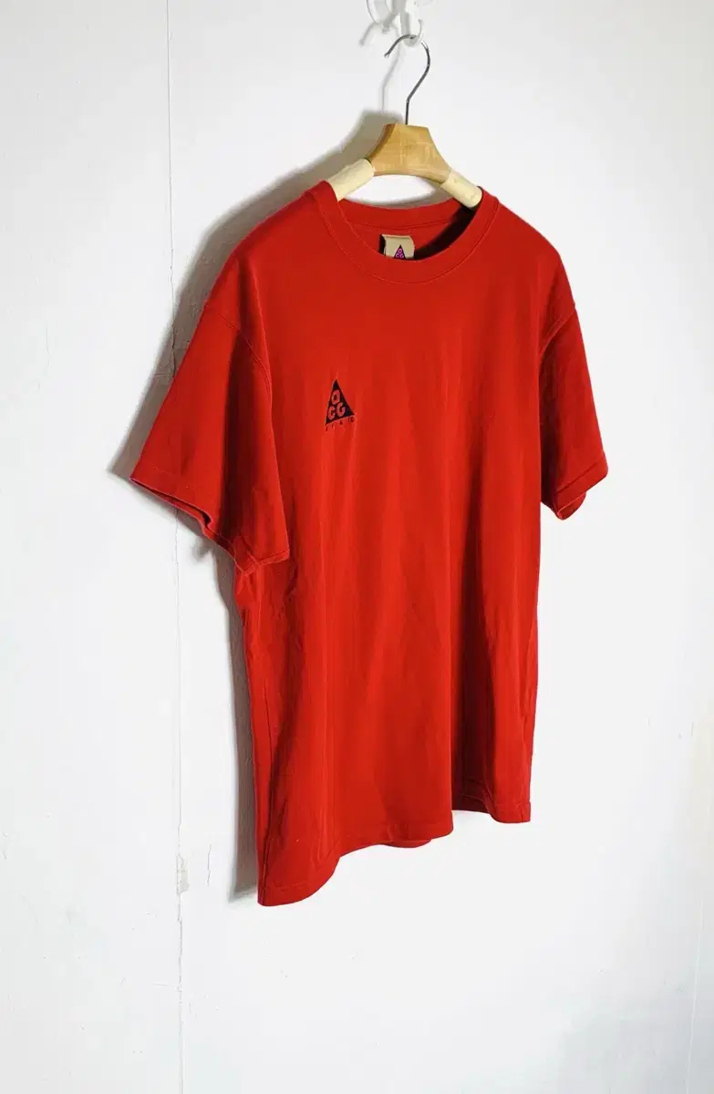 Nike ACG Short Sleeve