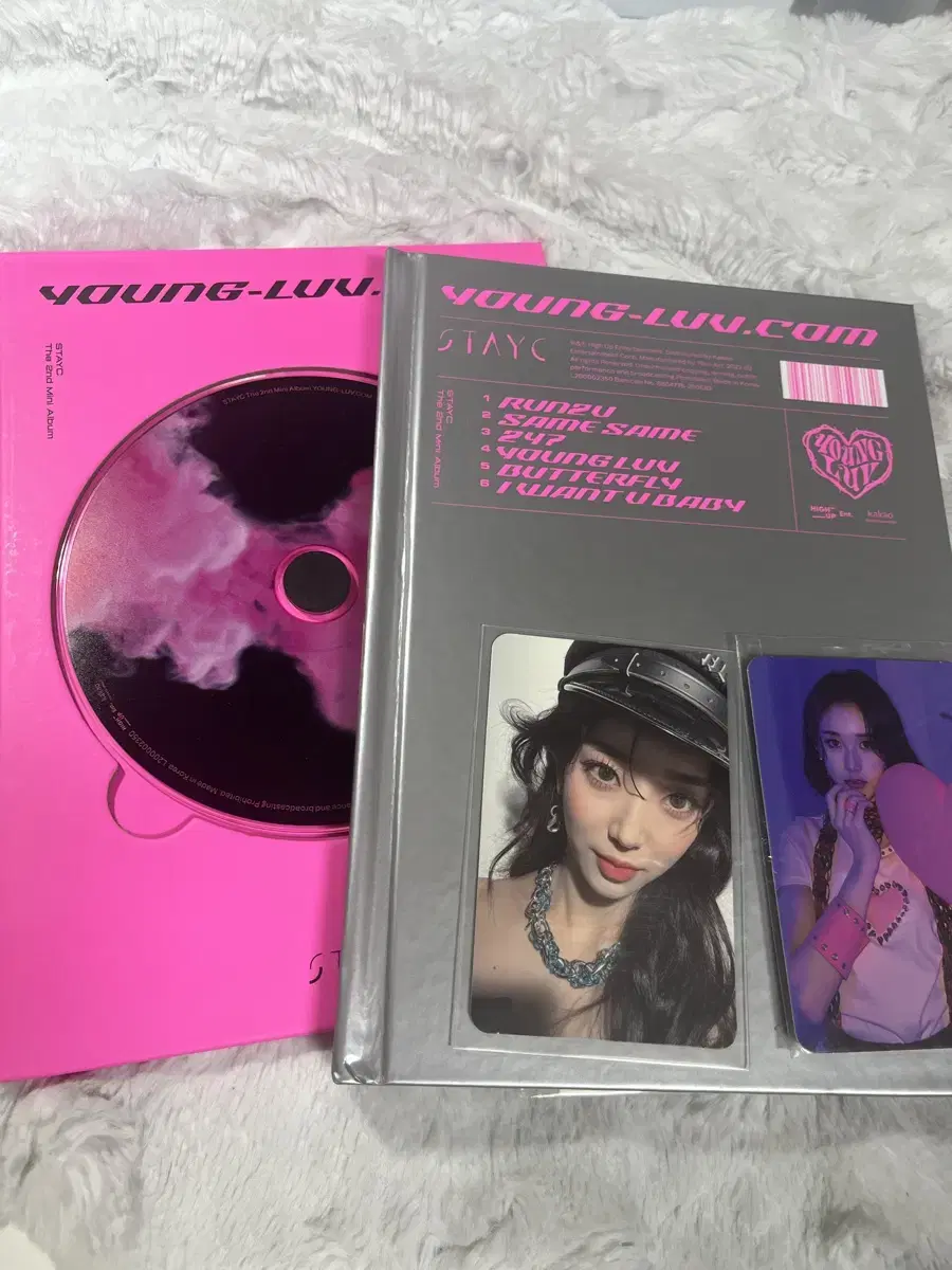 Stayc Run to U album sells