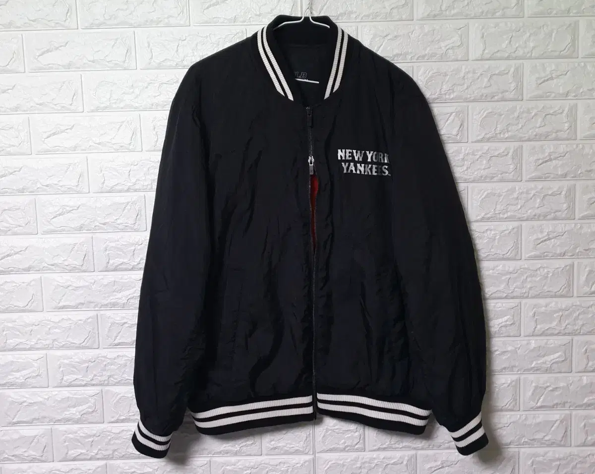 MLB New York Yankees Frame Varsity Jacket for sale