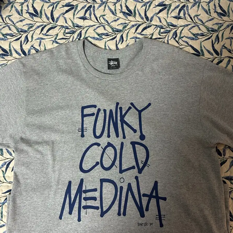 stussy funky cold medina 반팔 L