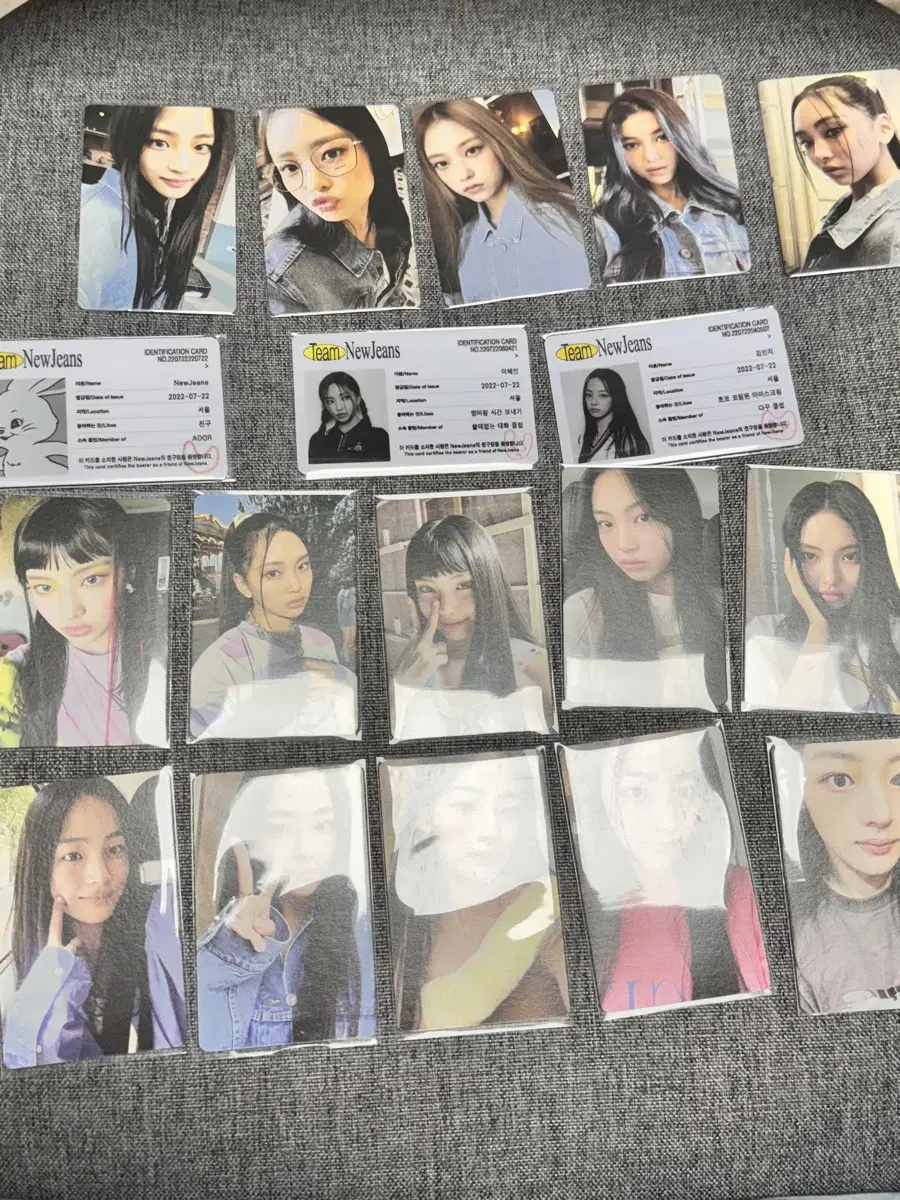 New Jeans Bloo Book Group,Minji,Hyein photocard bulk WTS