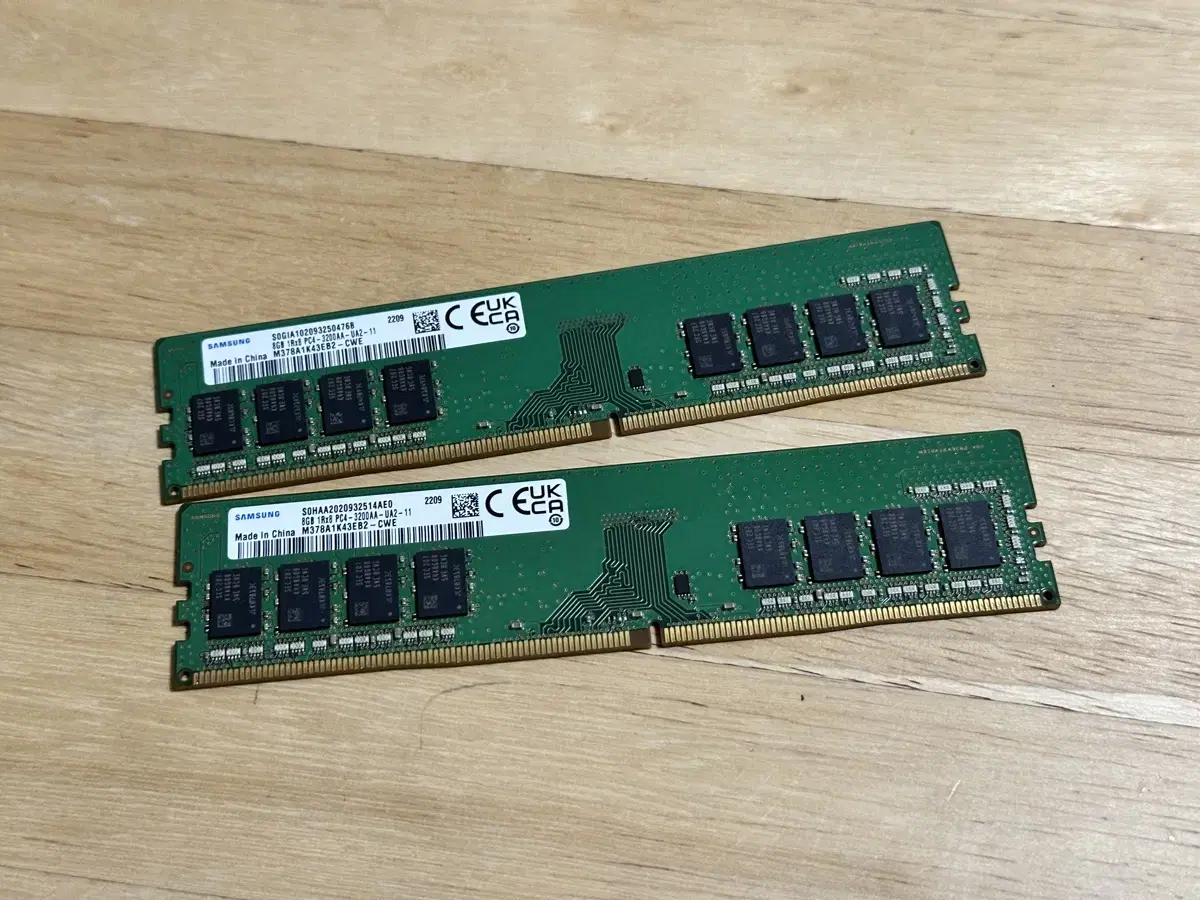 램 메모리 삼성전자 DDR4-3200 8G (2개 일괄)