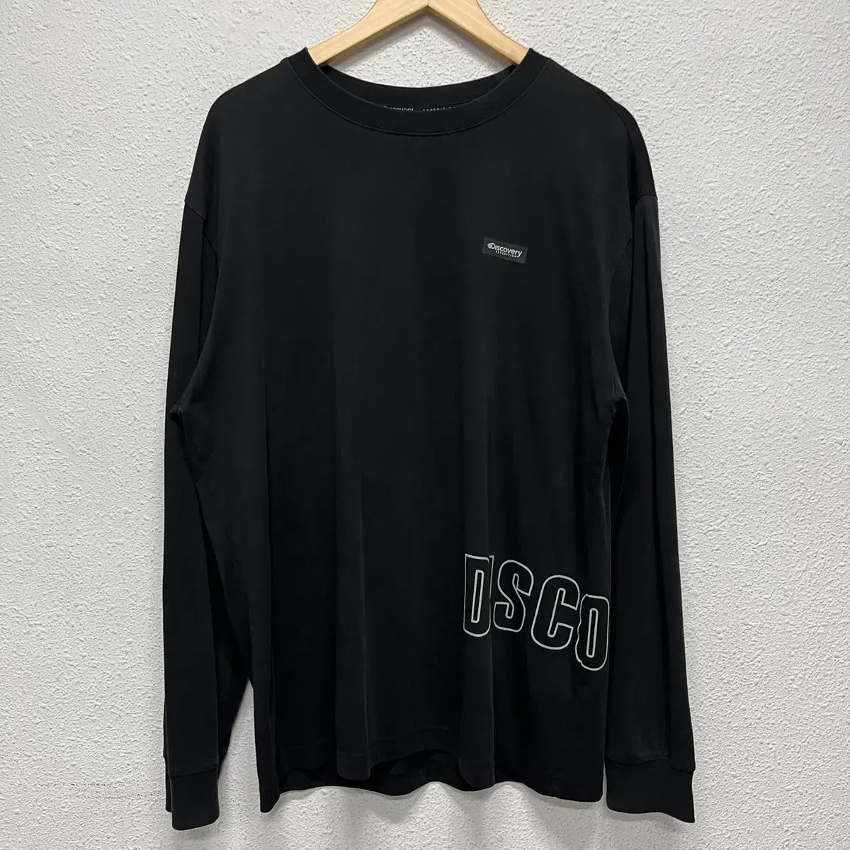 [110] Discovery Official Lettering Cotton Long Sleeve T-Shirt Black 0713