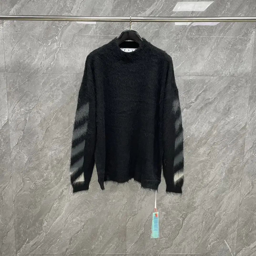 Thom Browne Men's gaeul Winter Black Knit Sweater