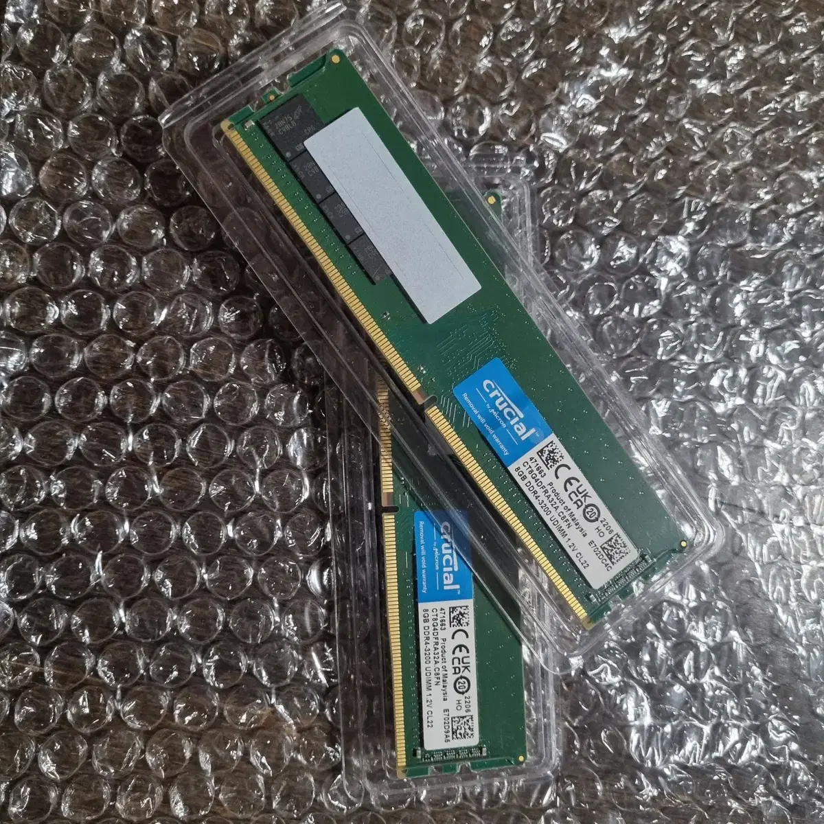 마이크론 DDR4 3200 8GB 2개 합 16GB 일괄 판매합니다.