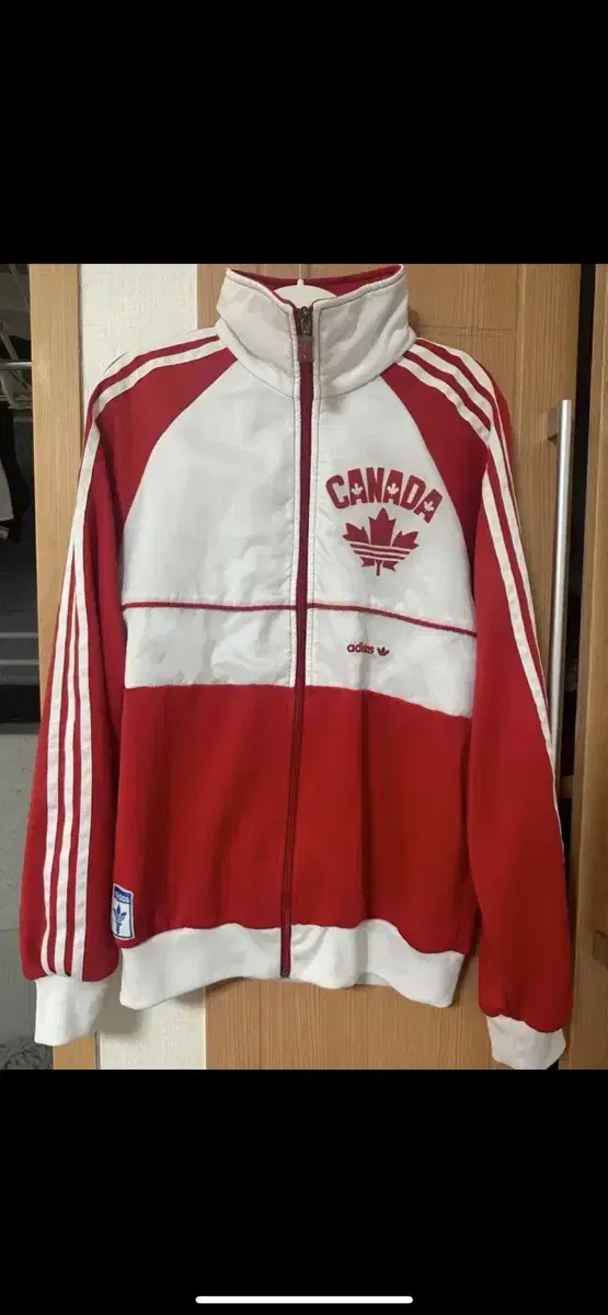 Adidas Canada Jersey size L to sell