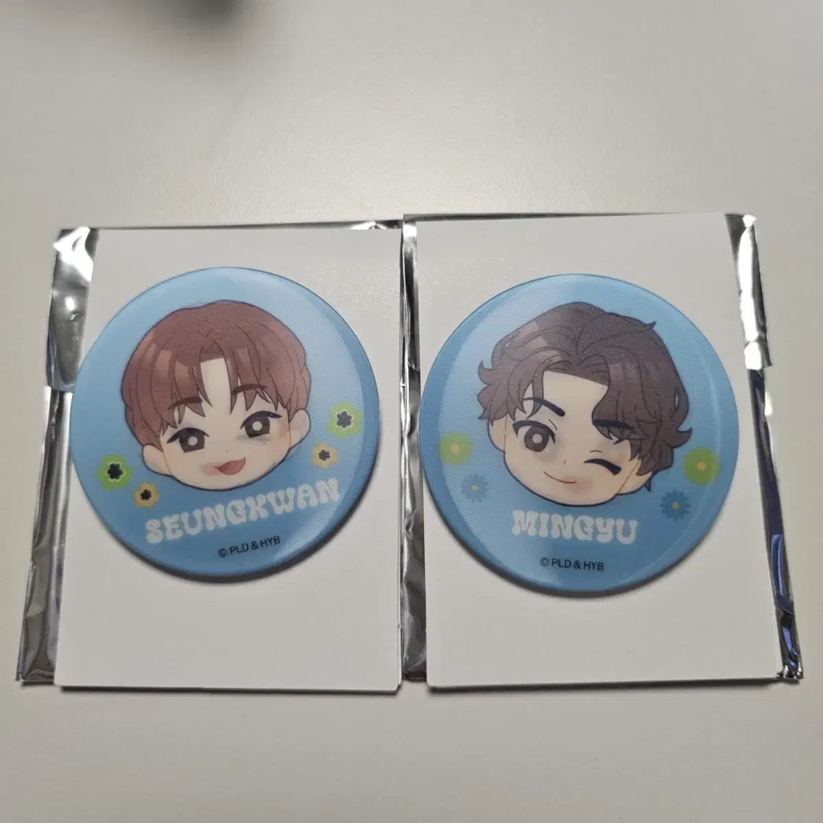 Seventeen Petiteen Canbadge Petiteen Japan mingyu seungkwan petiteen