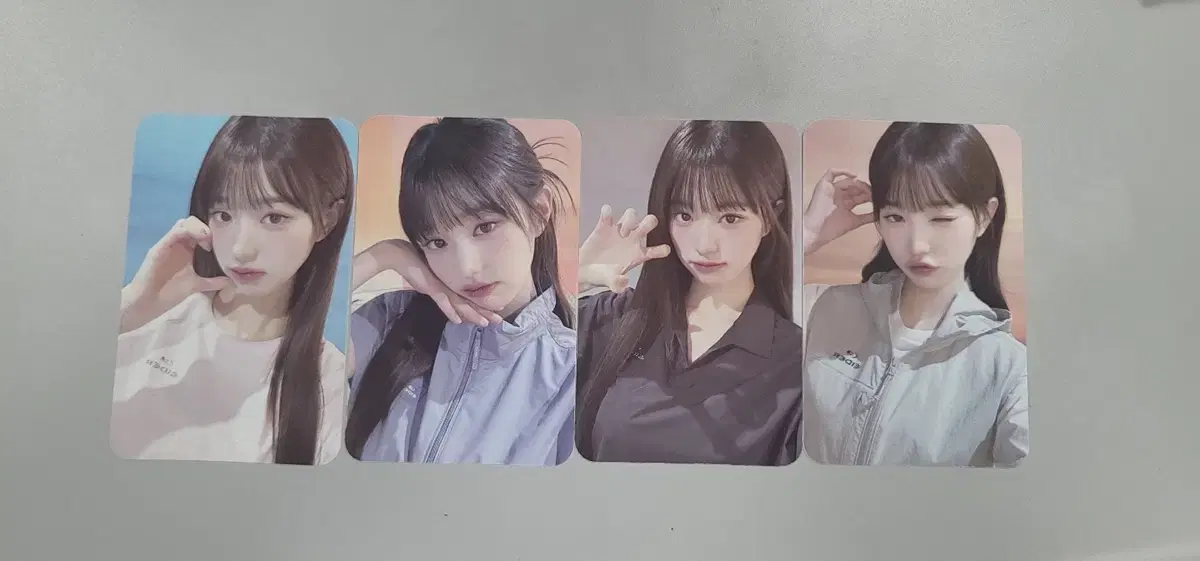 ive jang wonyoung sells ider photo cards