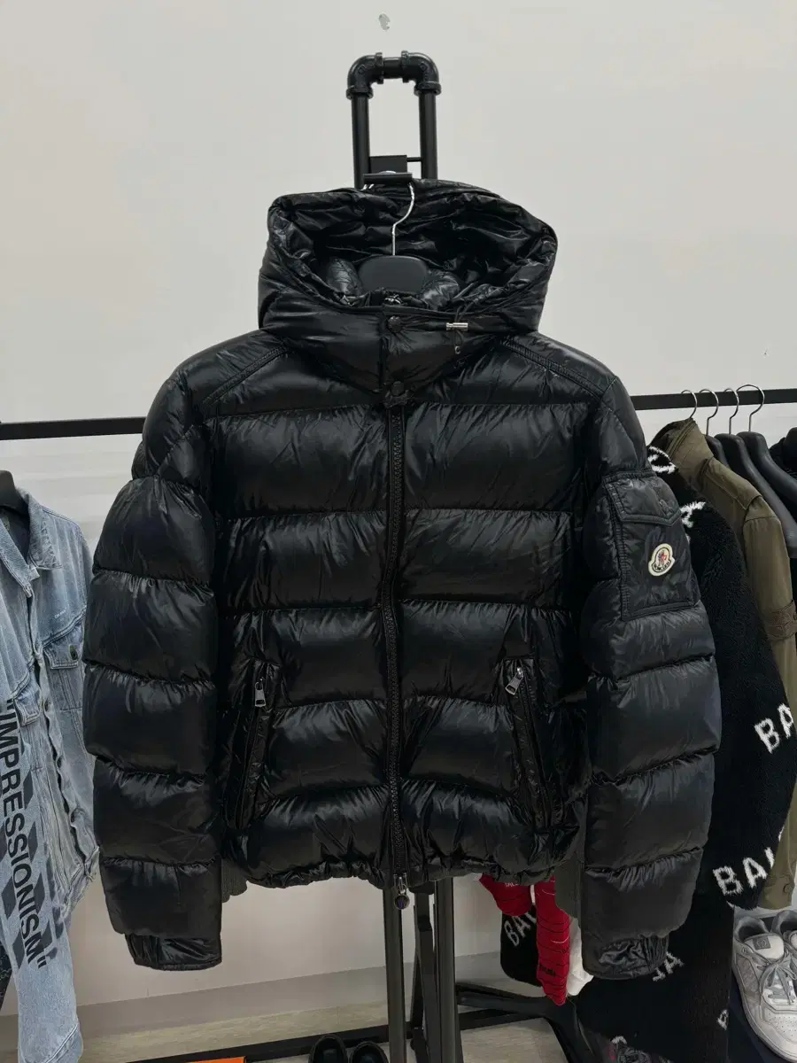 Moncler maya down padding size 2