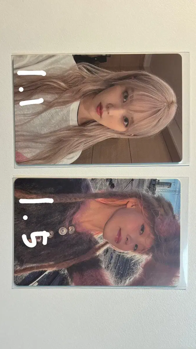 IU Holesi Photocard