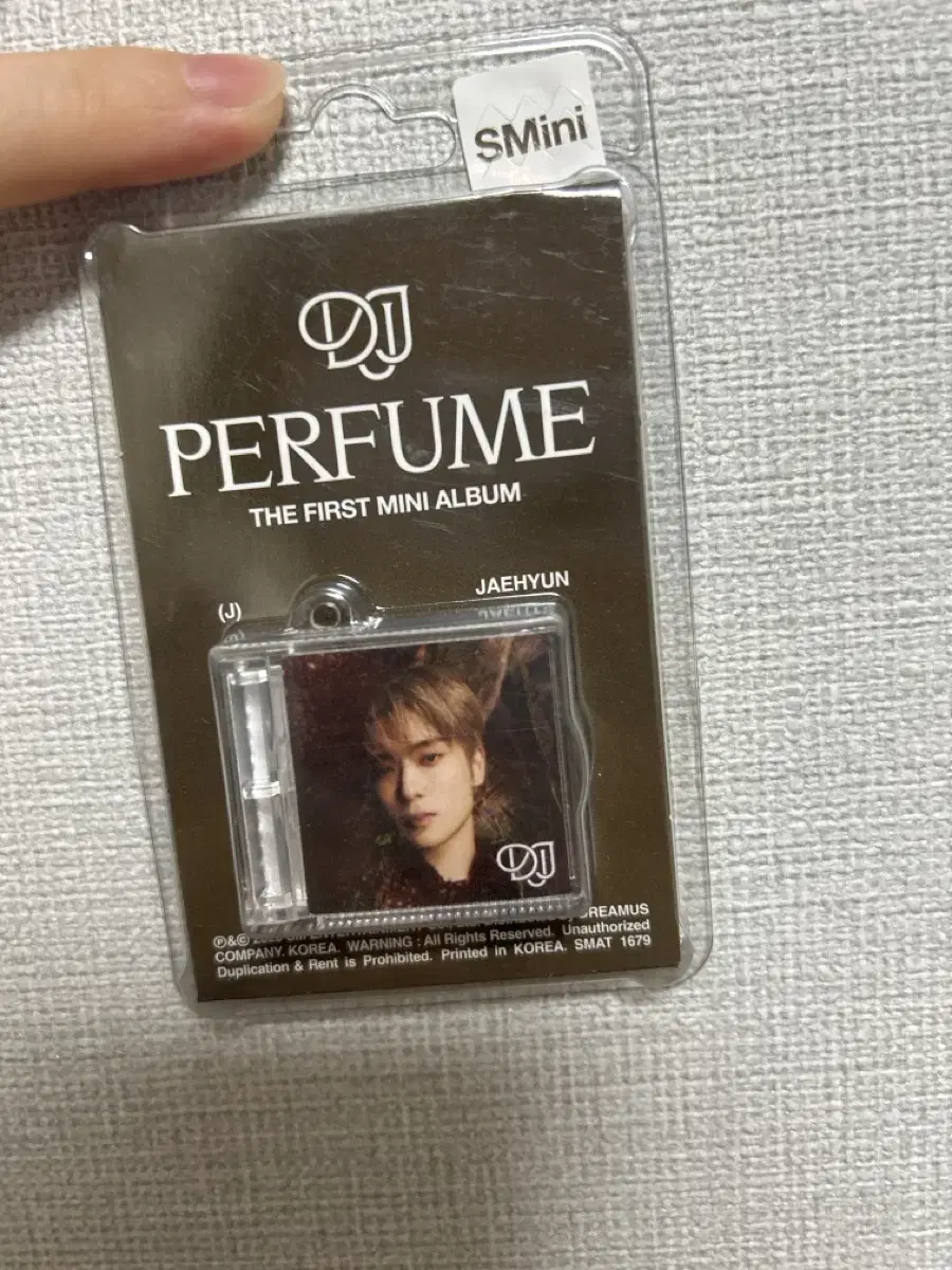 Perfume jaehyun sealed mini album (shipping included)