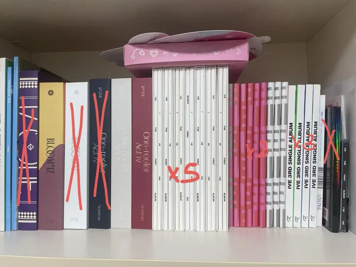 Ive iz*one unsealed albums sold individually and in bulk.