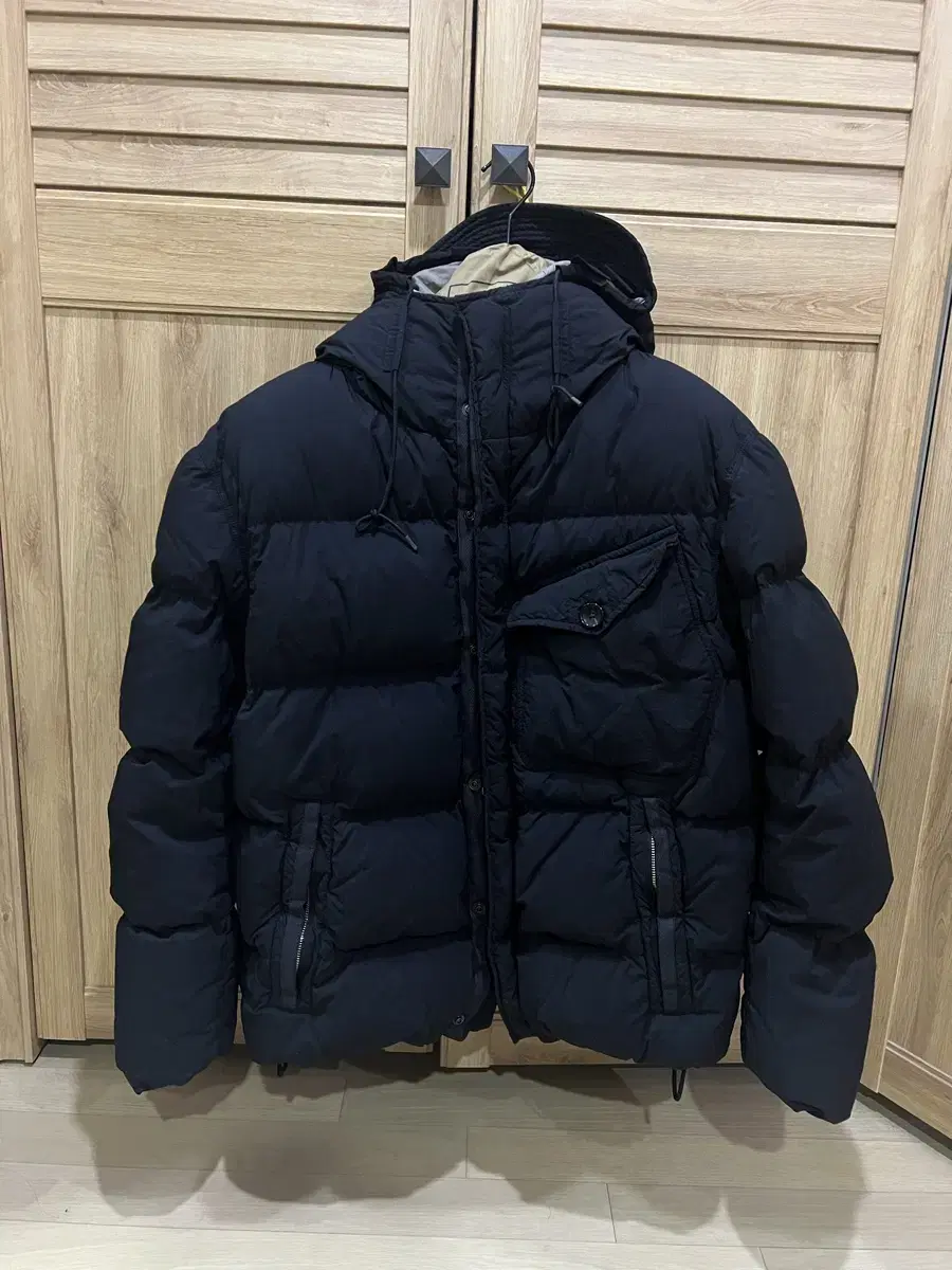 (Genuine) TEN Survival 23FW Padded Size 50 Black