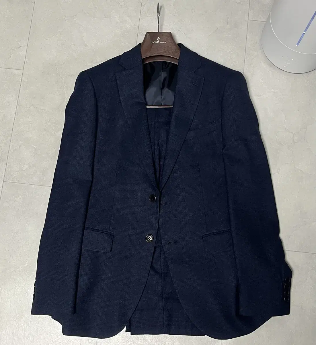 Reusen Suit Set