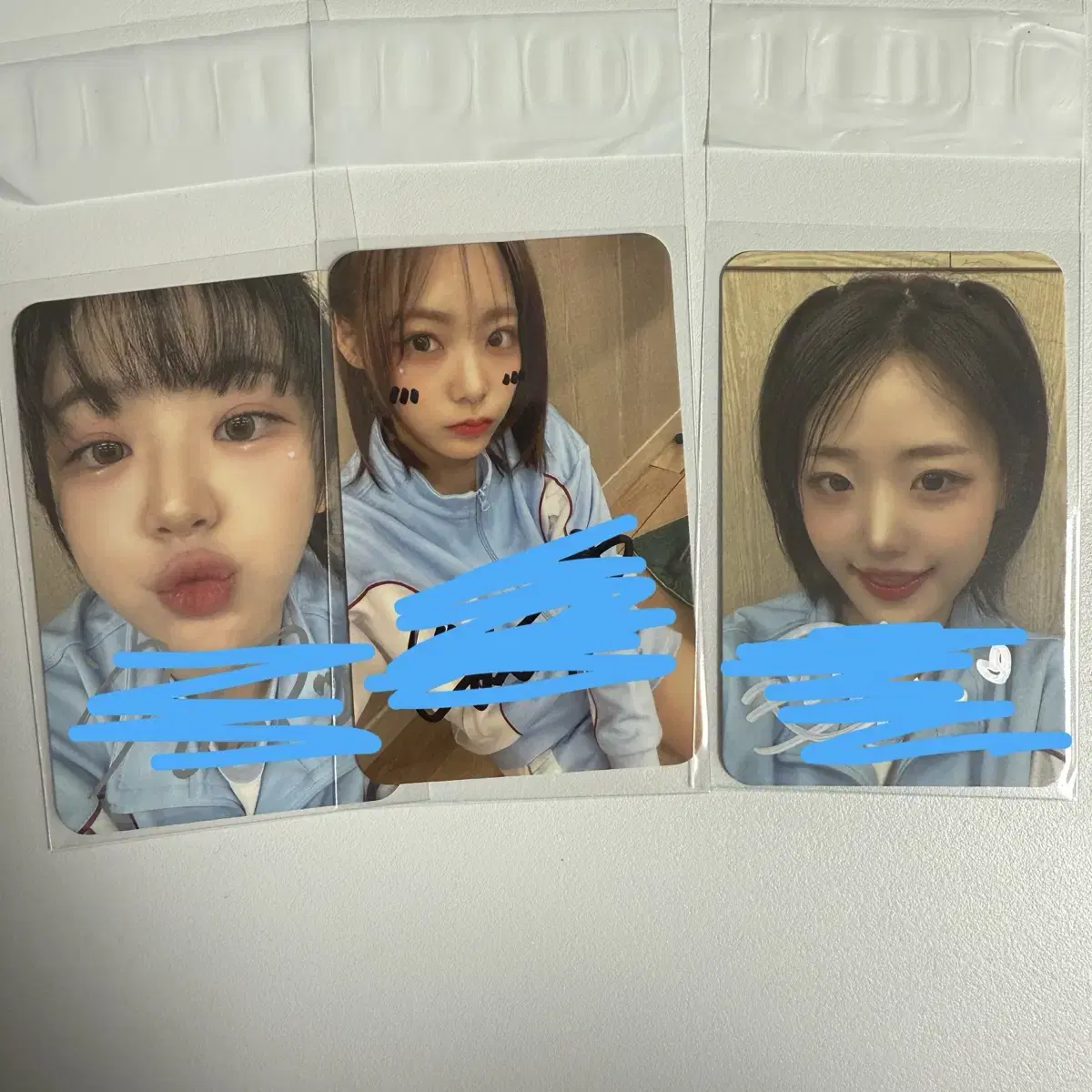 QWER Winners of the Worrying Addiction Vacation signature photocard Chodan siyeon Hina