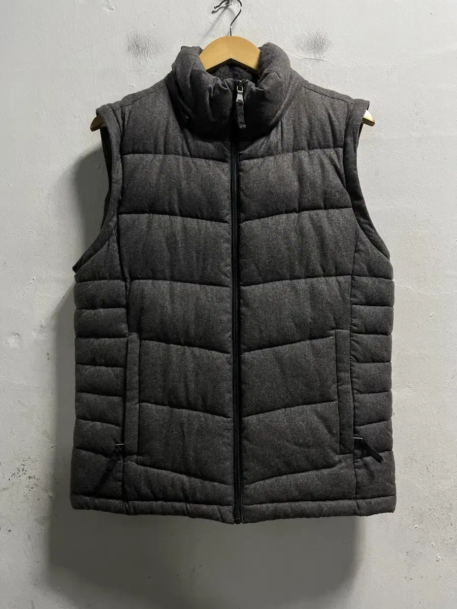 95 Charcoal Gray Padded Vest