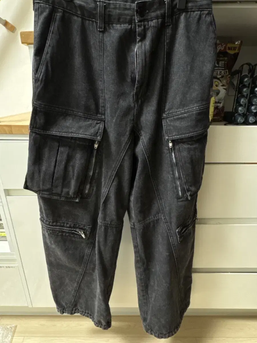 Junji diagonal jiffy pants 46 sells.