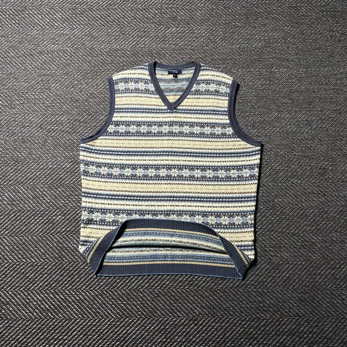 Burberry Fair Isle Pattern 100% Cashmere Knit Vest