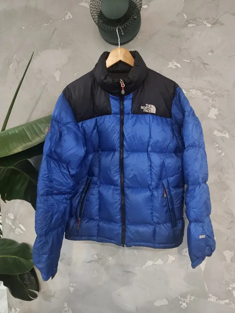 The North Face Nupsi 800 Roche Padding 90SIZE