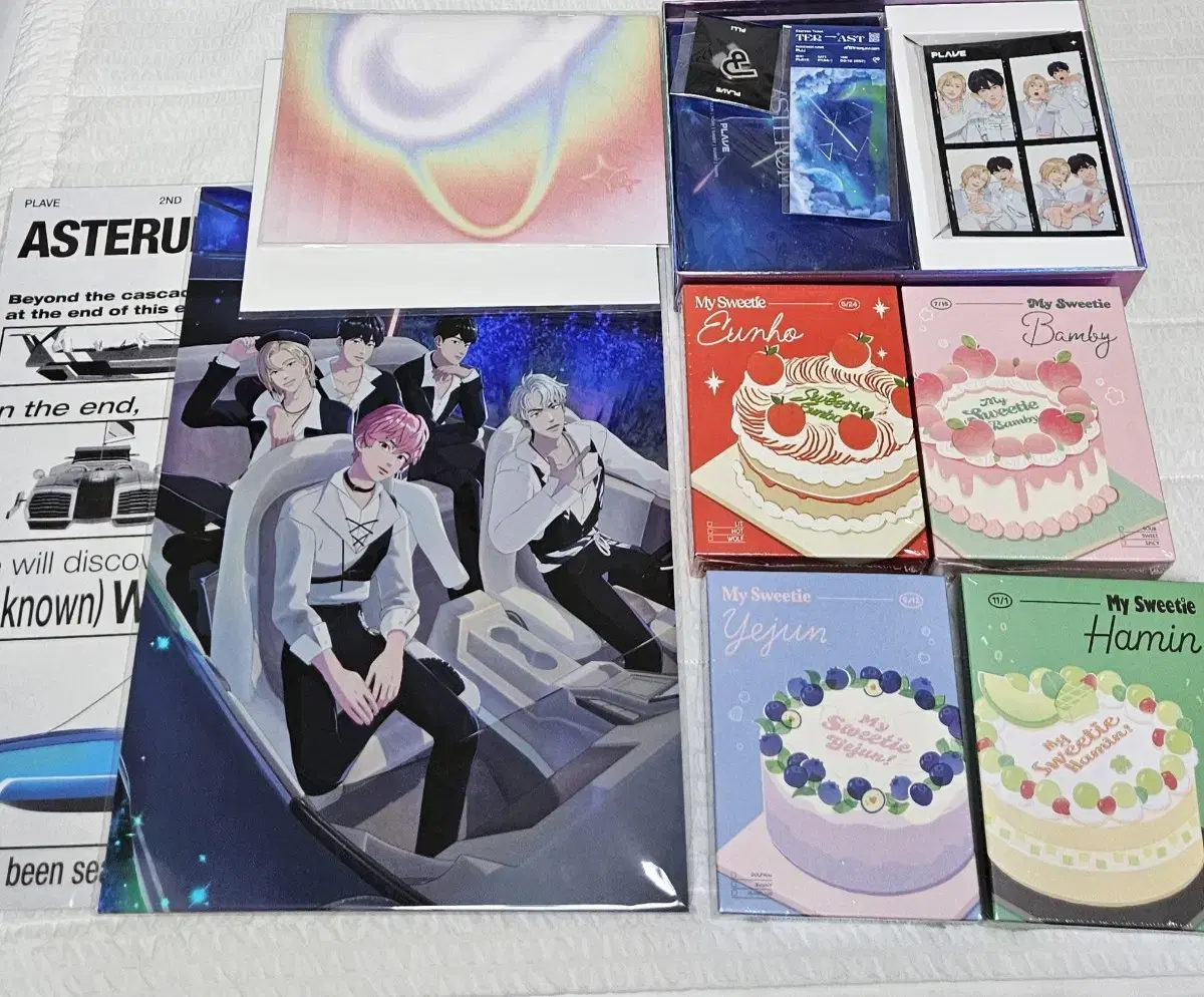 4 Plave Birthday Kits/ 2 Membership Kits/ poster 