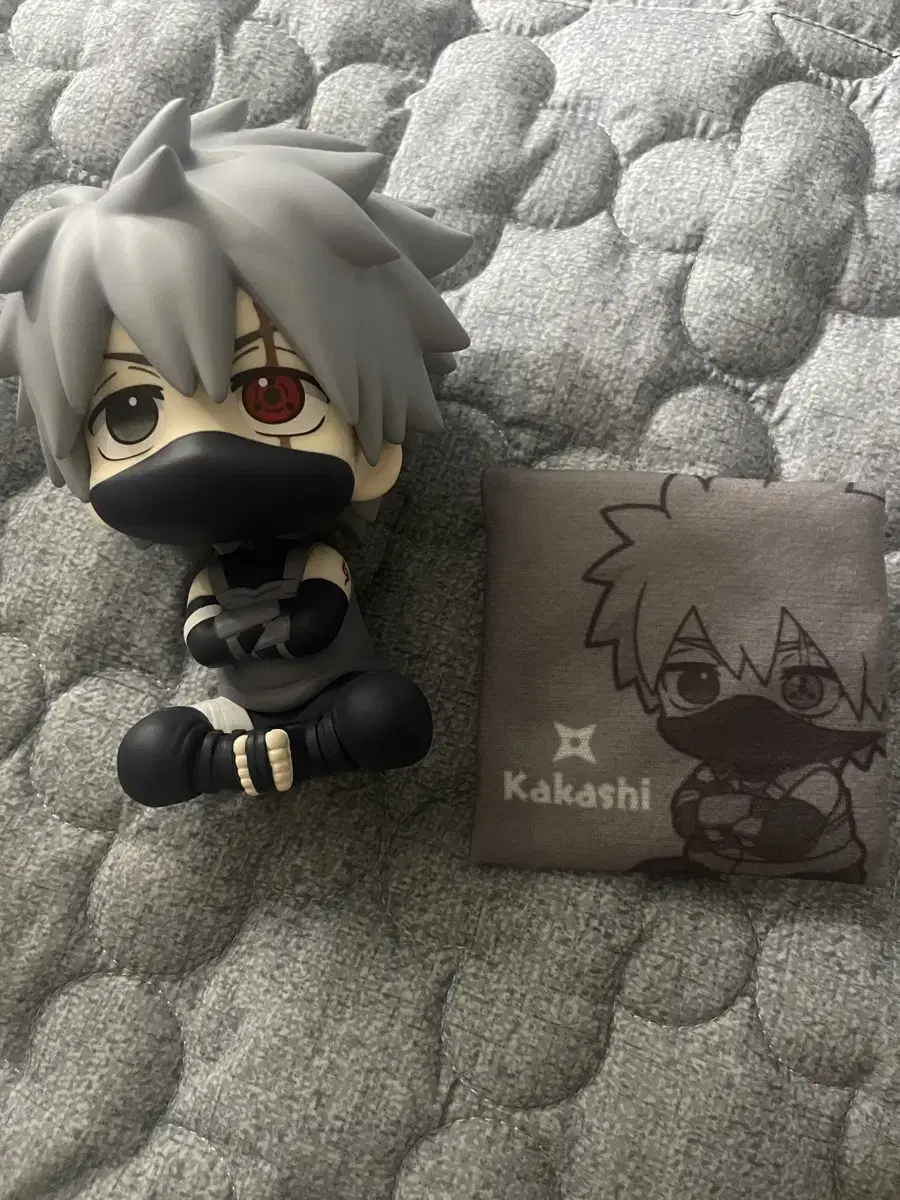 Naruto Ambu Kakashi Lookup pre-order benefit Minisou Naruto Figures with Cushion wts Sells