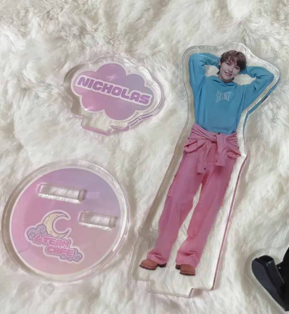 [sold] &team nicholas acrylic stand arcstar &team cafe