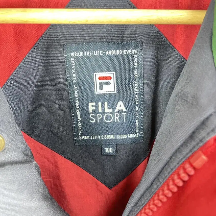 [FILA] 남성 오버사이즈 멀티컬러 누빔 아우터 100