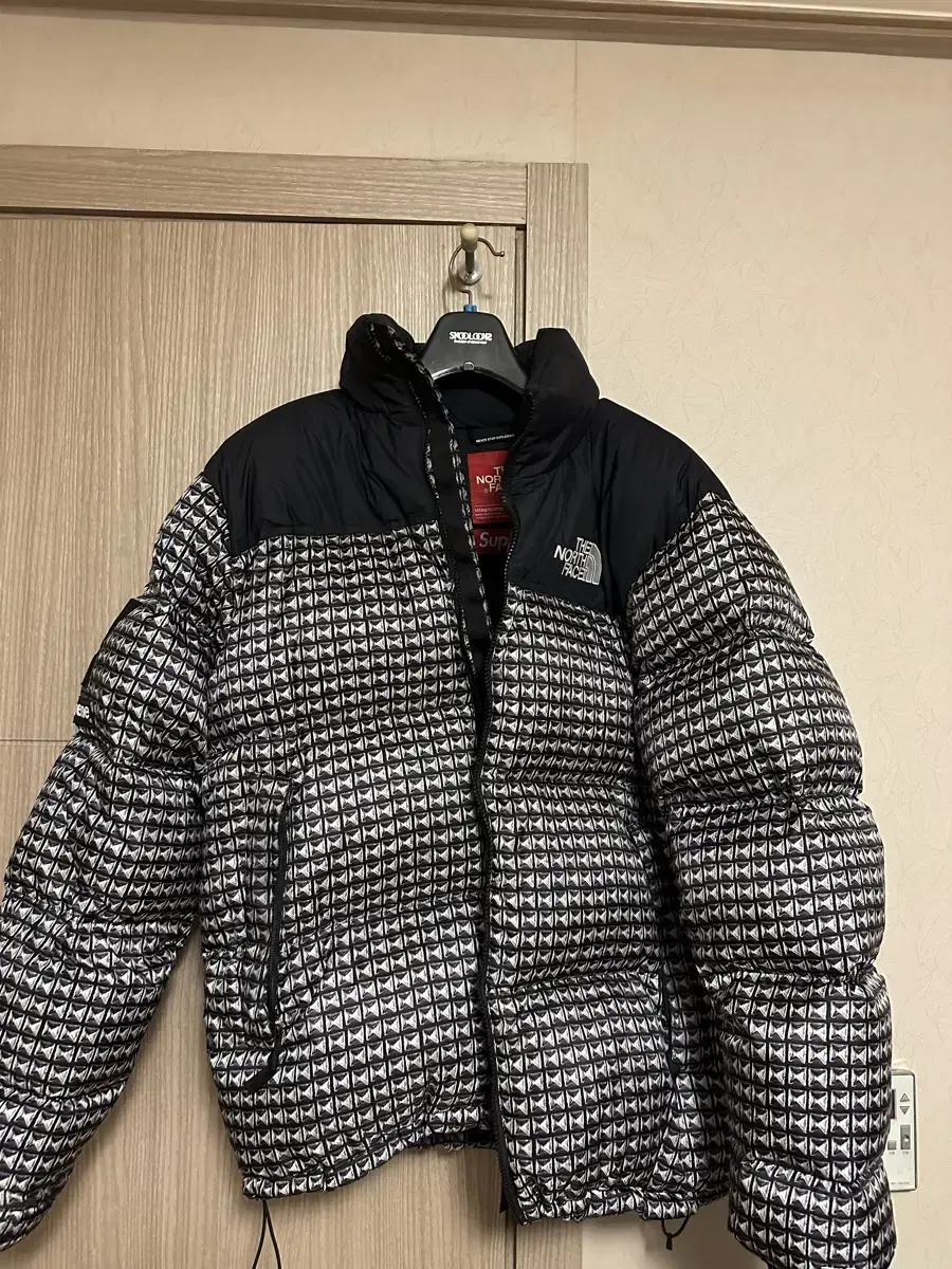 Supreme The North Face Knopsie Stud L