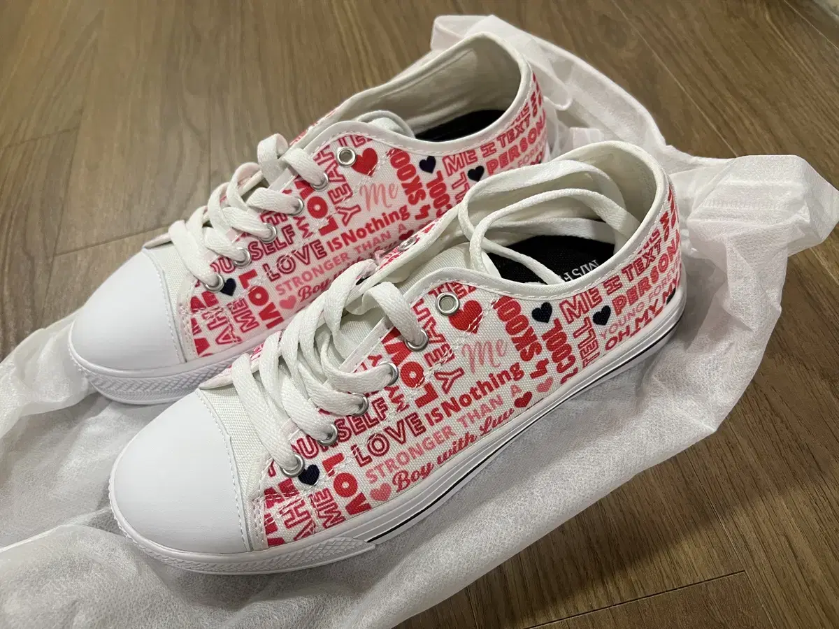 Bangtan unofficial goods BoyWithLove Sneakers