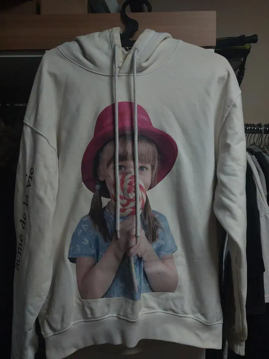 Akhmedravi Hoodie L