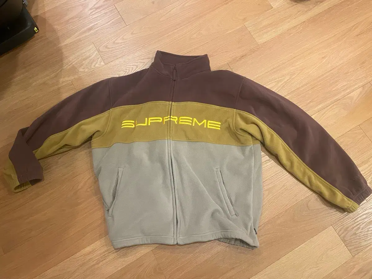 슈프림 폴라텍 집자켓 supreme xl