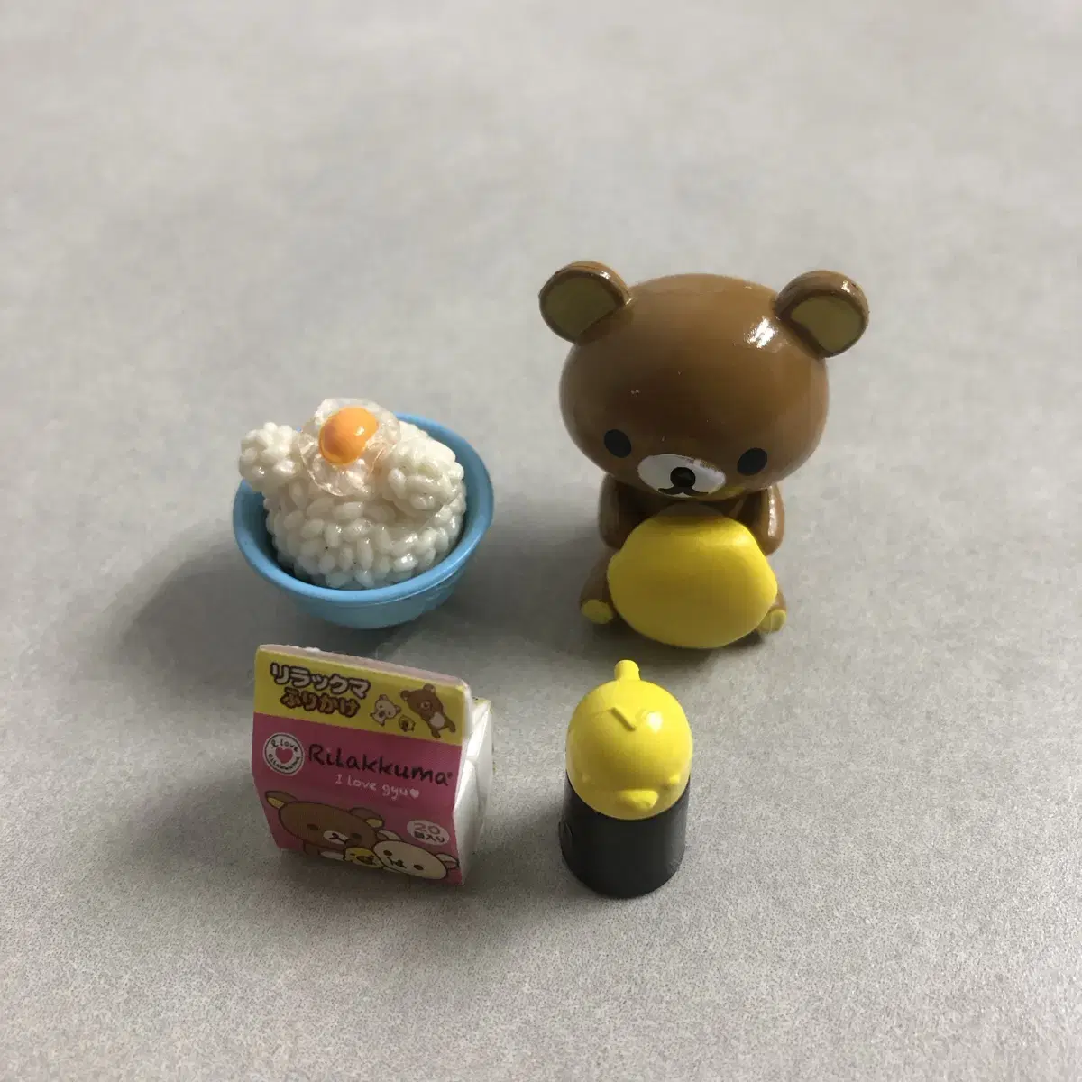 Eating Rilakkuma Lement Figures